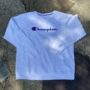 Champion Sweater Womens 2XL White Sweatshirt Pullover Ladies * Spots